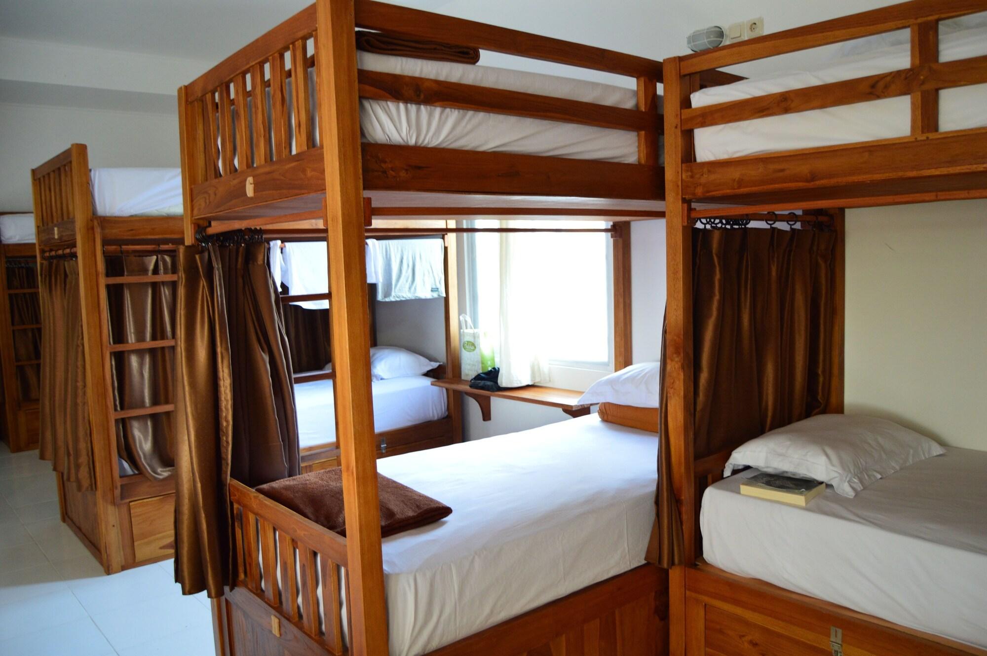 Askara Guest House&Hostel Ubud Exteriör bild