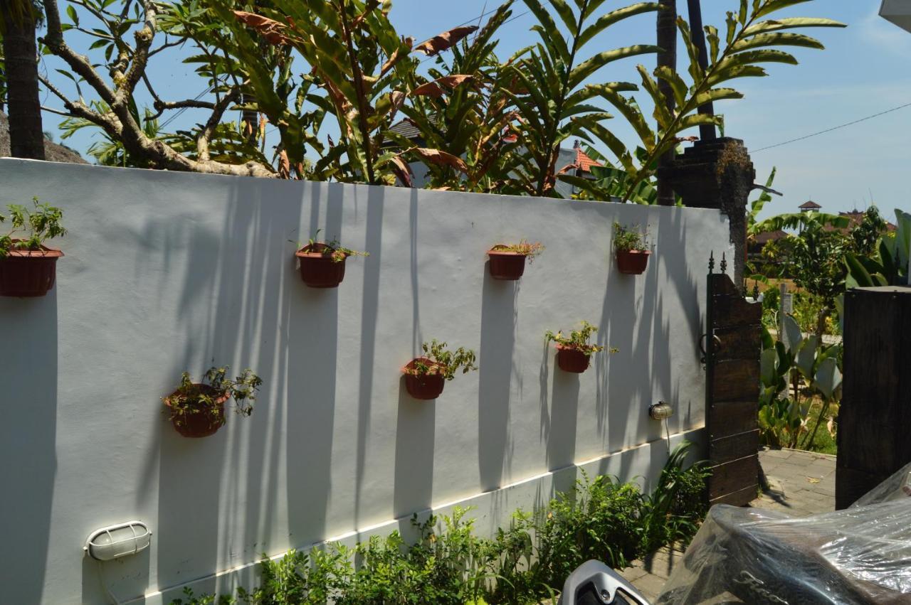 Askara Guest House&Hostel Ubud Exteriör bild
